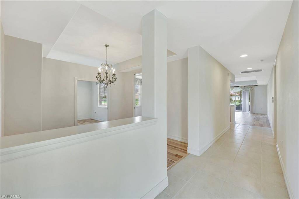 Naples, FL 34105,4728 Stratford CT #1801