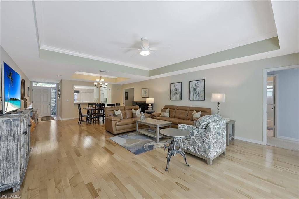 Naples, FL 34119,180 Via Perignon #101