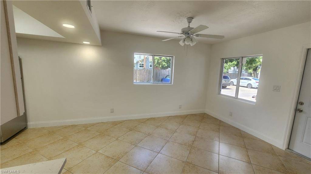 Fort Myers, FL 33901,2590 1st ST #101