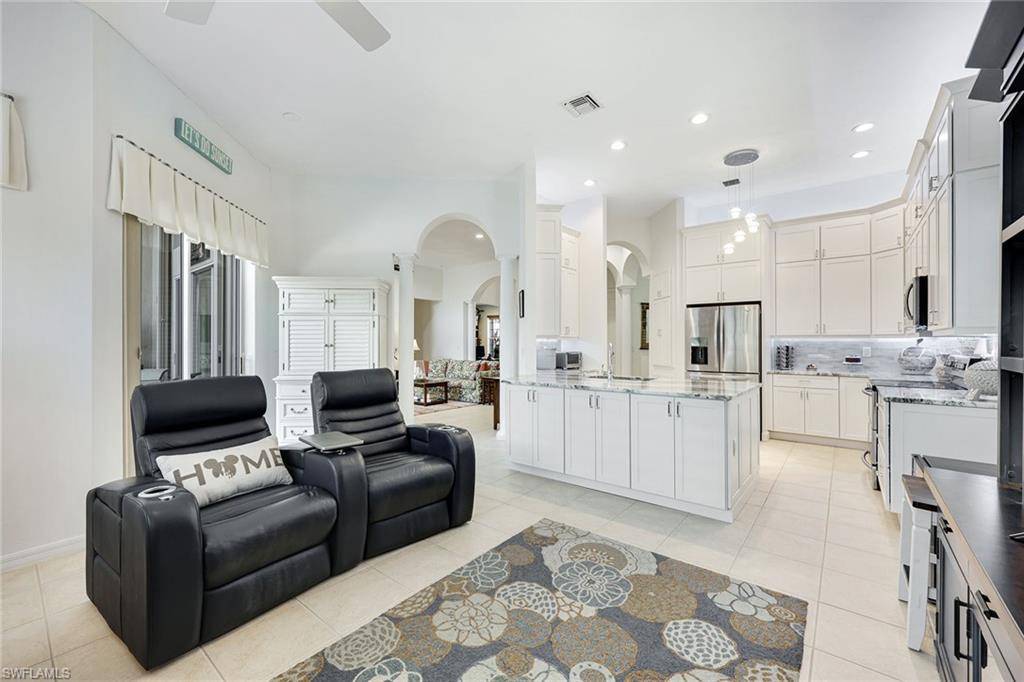 Estero, FL 33928,20552 Foxworth CIR