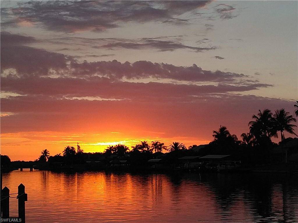 Cape Coral, FL 33914,2517 SW 52nd ST