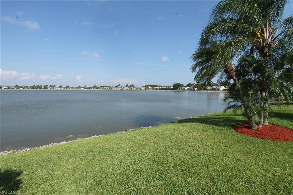 Naples, FL 34109,7039 Mill Pond CIR
