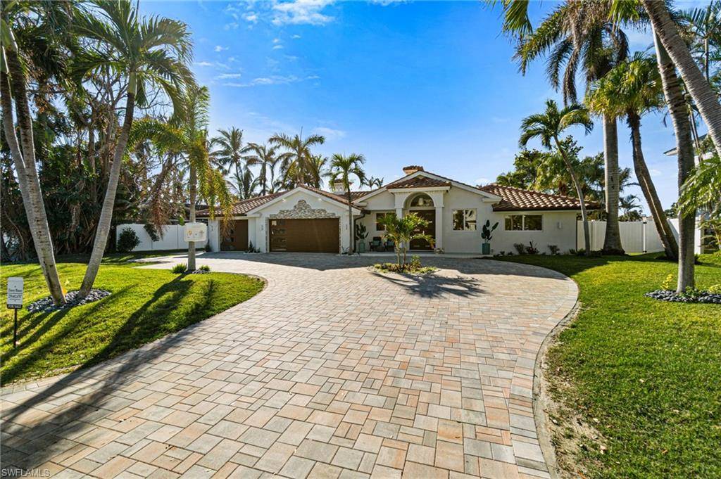 Naples, FL 34103,5203 Starfish AVE