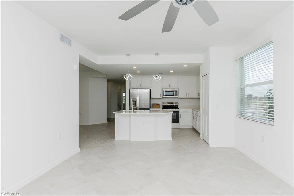 Lehigh Acres, FL 33936,18461 COPPERHEAD CT #421