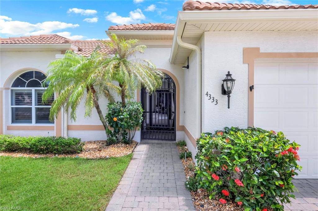 Naples, FL 34119,4333 Mistlethrush LN
