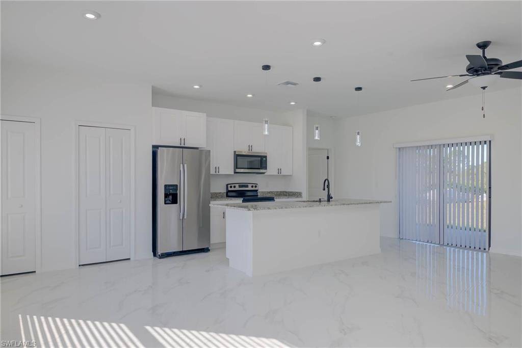 Lehigh Acres, FL 33971,2706 72nd ST W