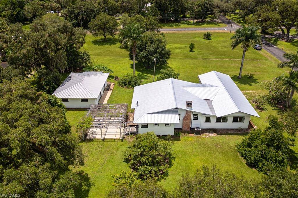 Labelle, FL 33935,271 N Riverview ST