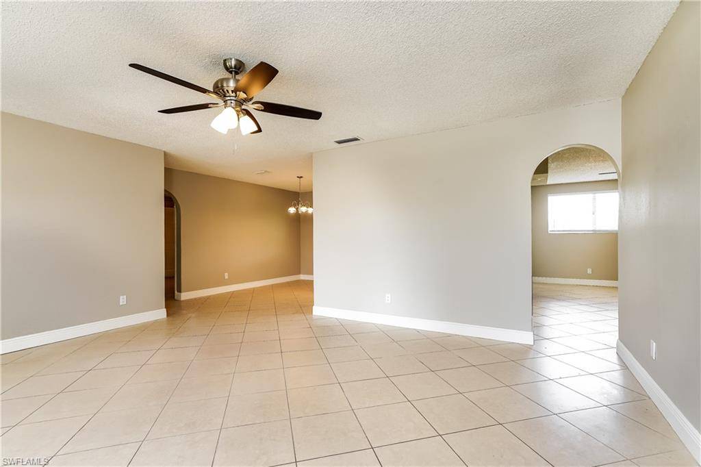 Cape Coral, FL 33990,1317 SE 22nd ST
