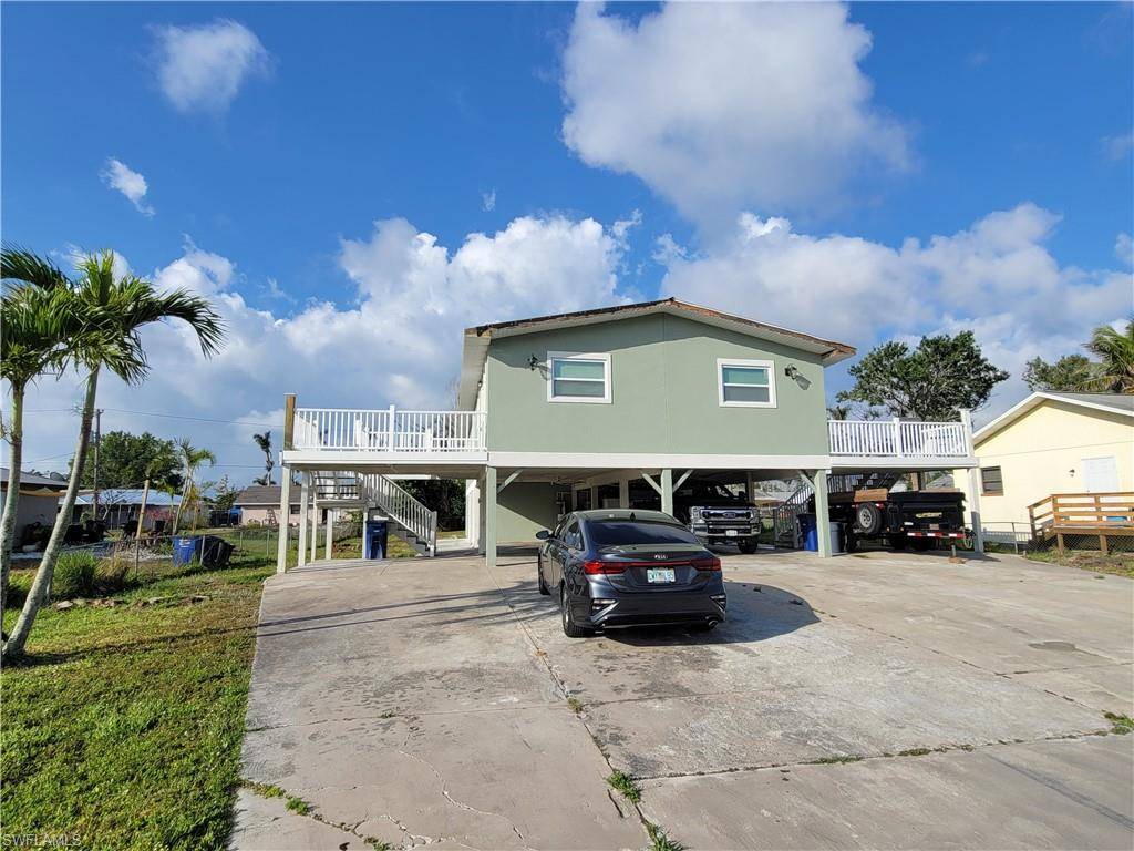 Bokeelia, FL 33922,5453 Avenue E