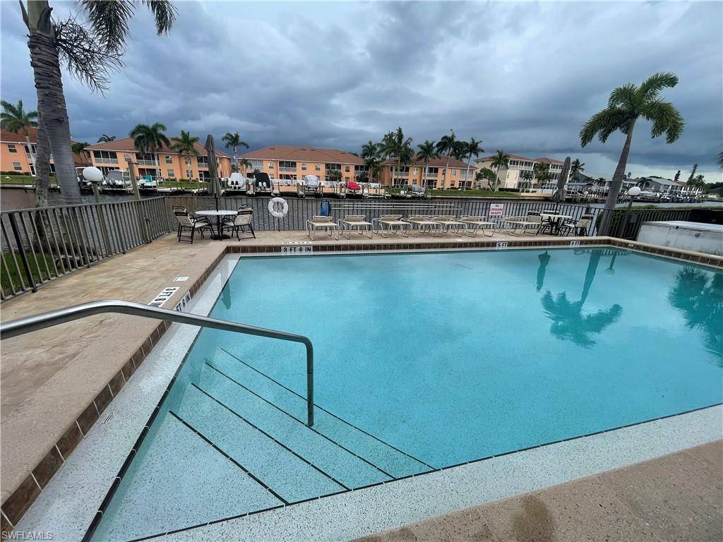Cape Coral, FL 33904,4525 Country Club BLVD #112