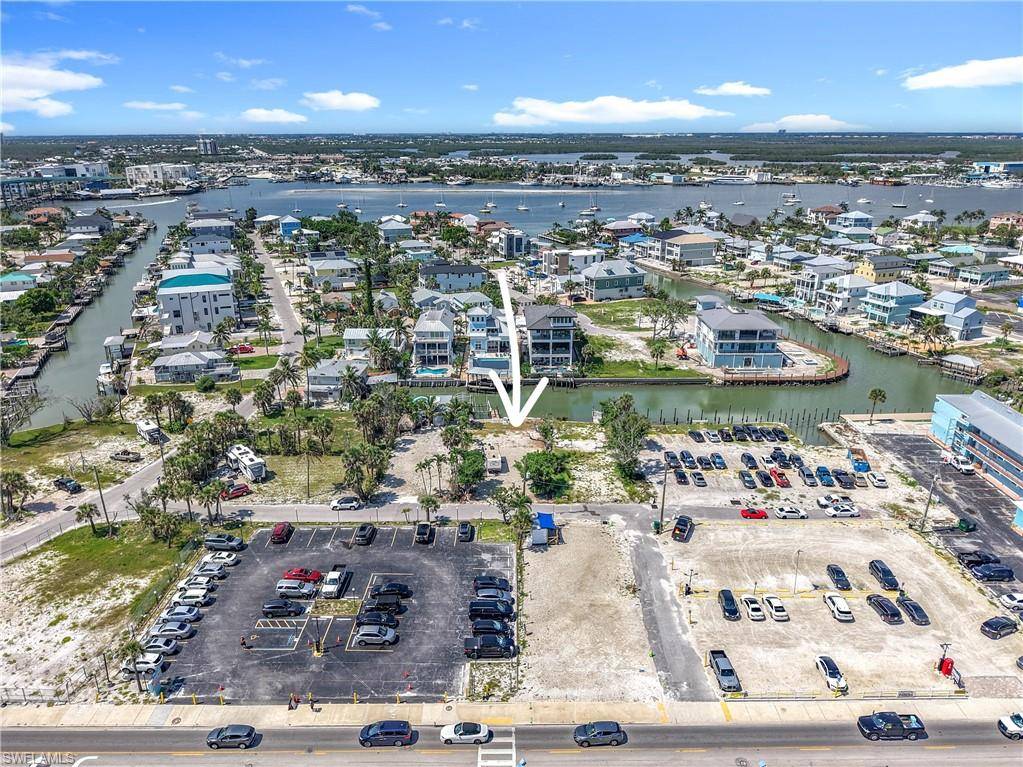 Fort Myers Beach, FL 33931,1339 Santos RD