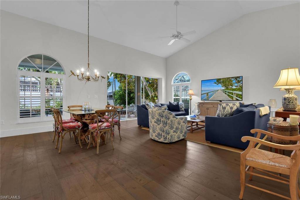 Naples, FL 34112,2124 Paget CIR #1