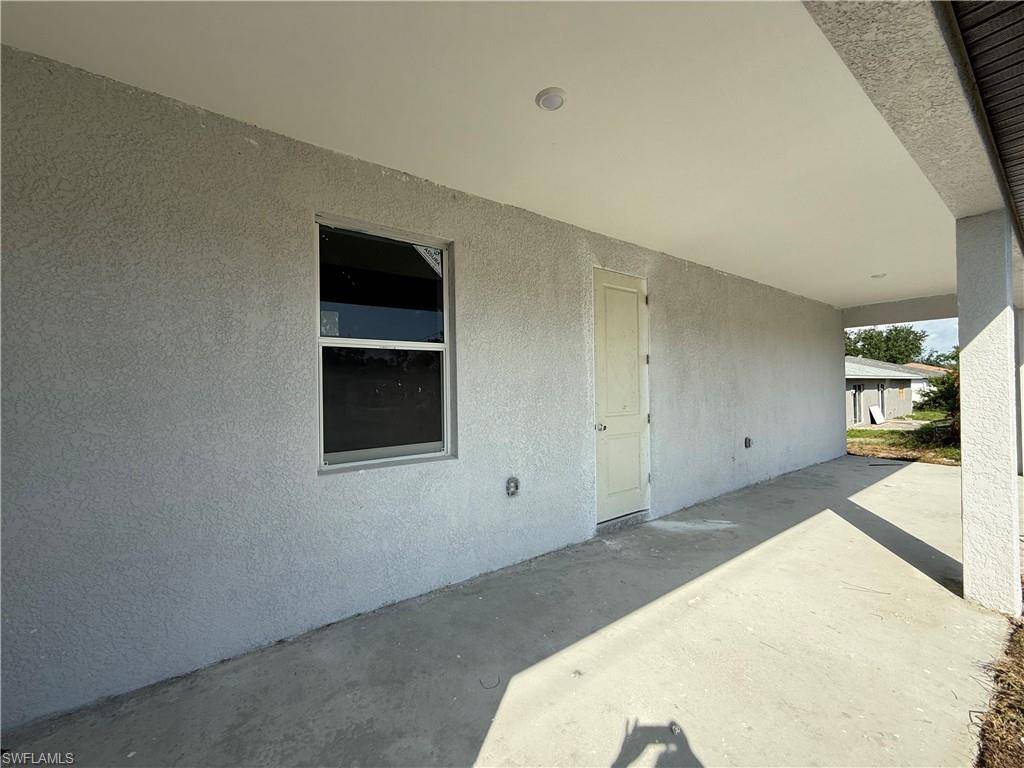 Lehigh Acres, FL 33973,5325 27th ST SW