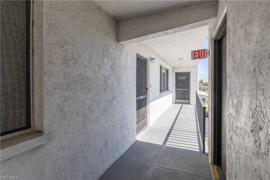Cape Coral, FL 33904,4906 Victoria DR #313