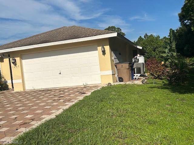 Lehigh Acres, FL 33972,1407 Poinsettia AVE