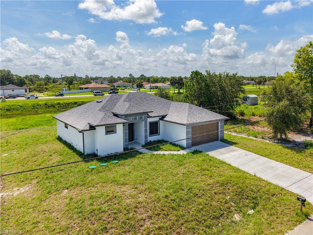 Lehigh Acres, FL 33971,920 Rita AVE N