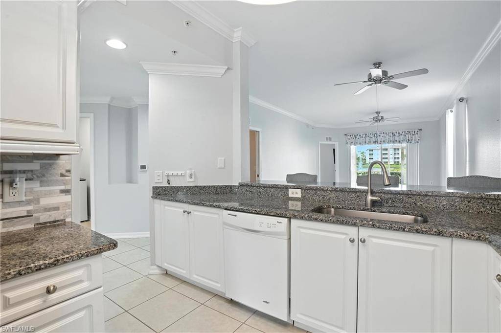 Estero, FL 33967,8570 Kingbird LOOP #520