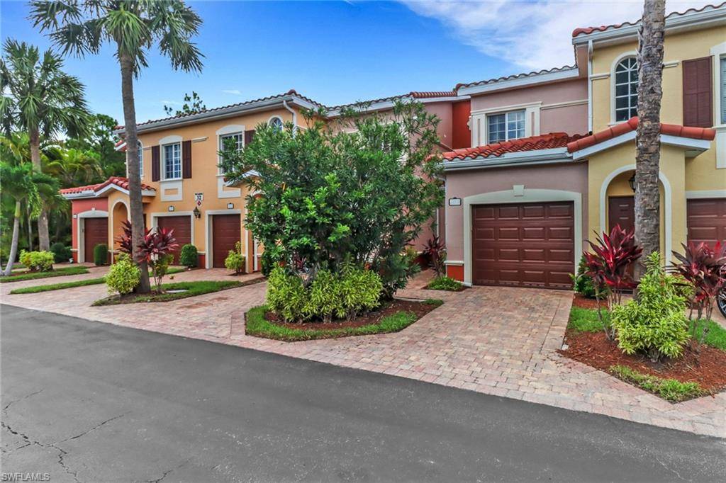 Estero, FL 33928,20251 Royal Villagio CT #103