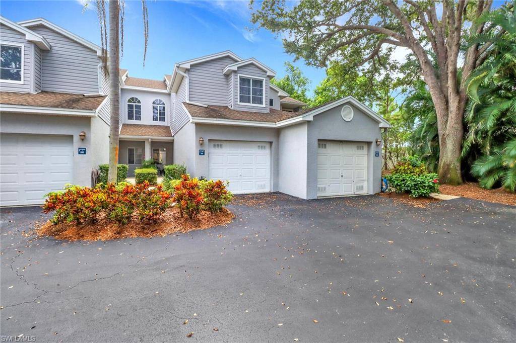 Naples, FL 34109,2820 Citrus Lake DR #T101