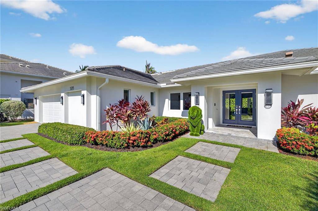 Naples, FL 34103,5215 SEASHELL AVE