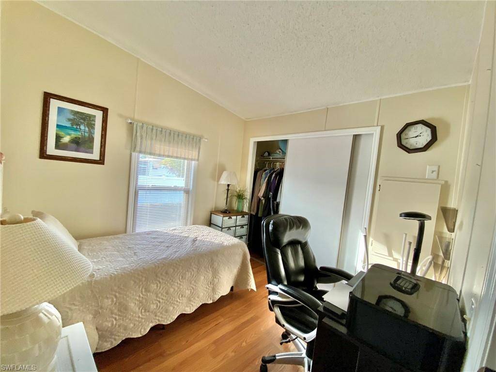 Naples, FL 34104,183 Oceans BLVD #183