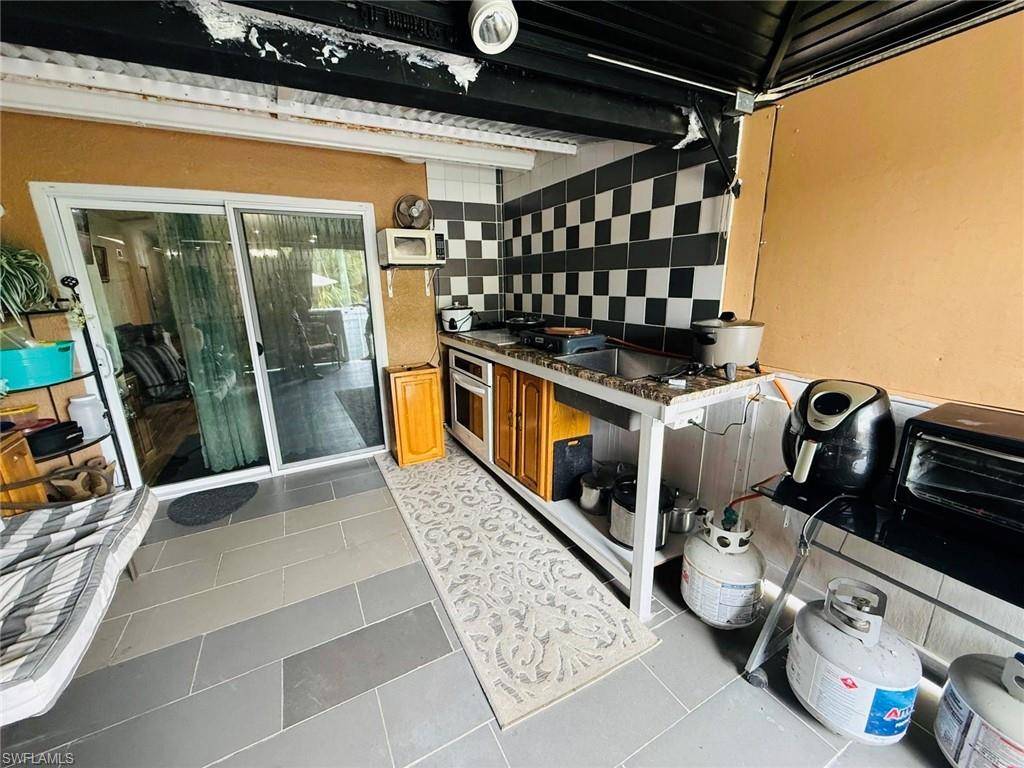 Bonita Springs, FL 34135,26130 Colony RD