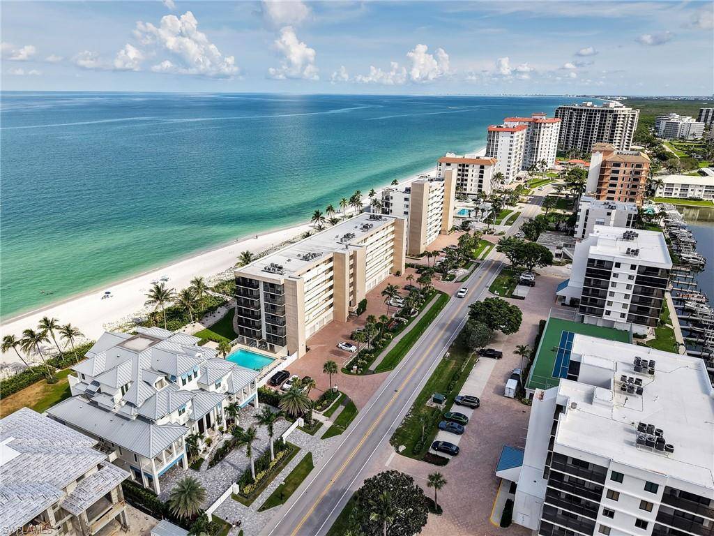 Naples, FL 34108,10475 Gulf Shore DR #132