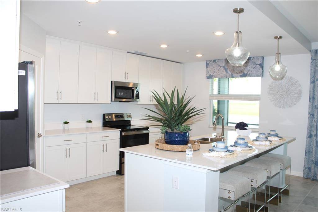 Ave Maria, FL 34142,5729 OAKMONT CT #8811