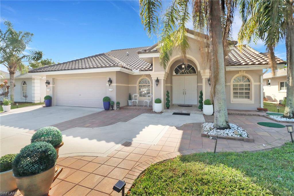 Naples, FL 34112,3579 Kent DR