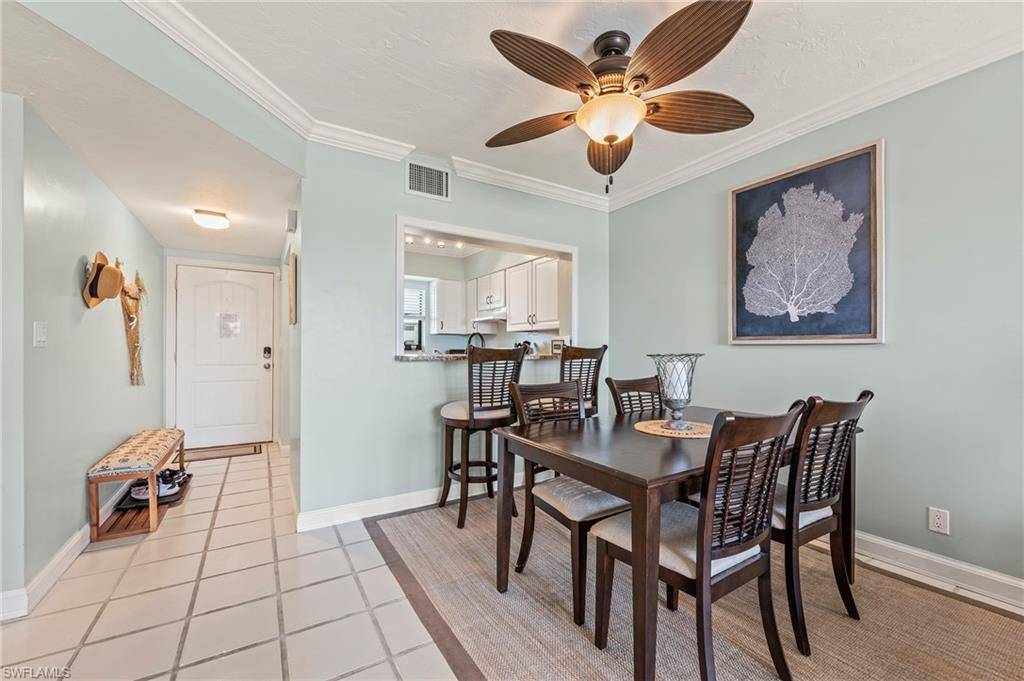 Naples, FL 34102,803 River Point DR #306B