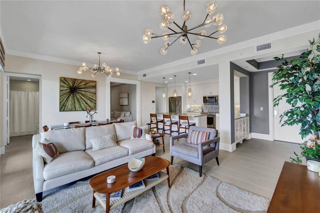 Naples, FL 34102,1035 3rd AVE S #514