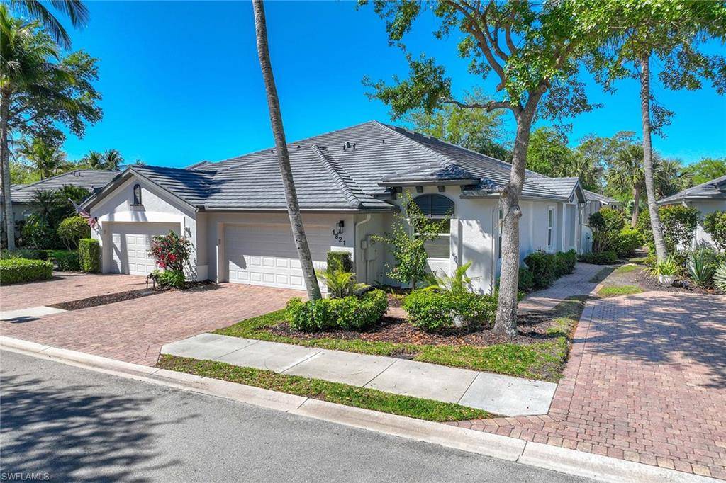 Naples, FL 34119,1821 Tarpon Bay DR S #70
