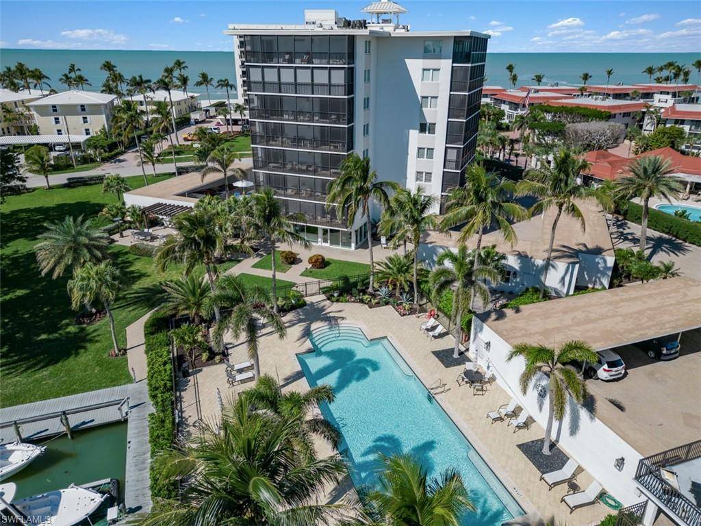 Naples, FL 34102,2170 Gulf Shore BLVD N #23W