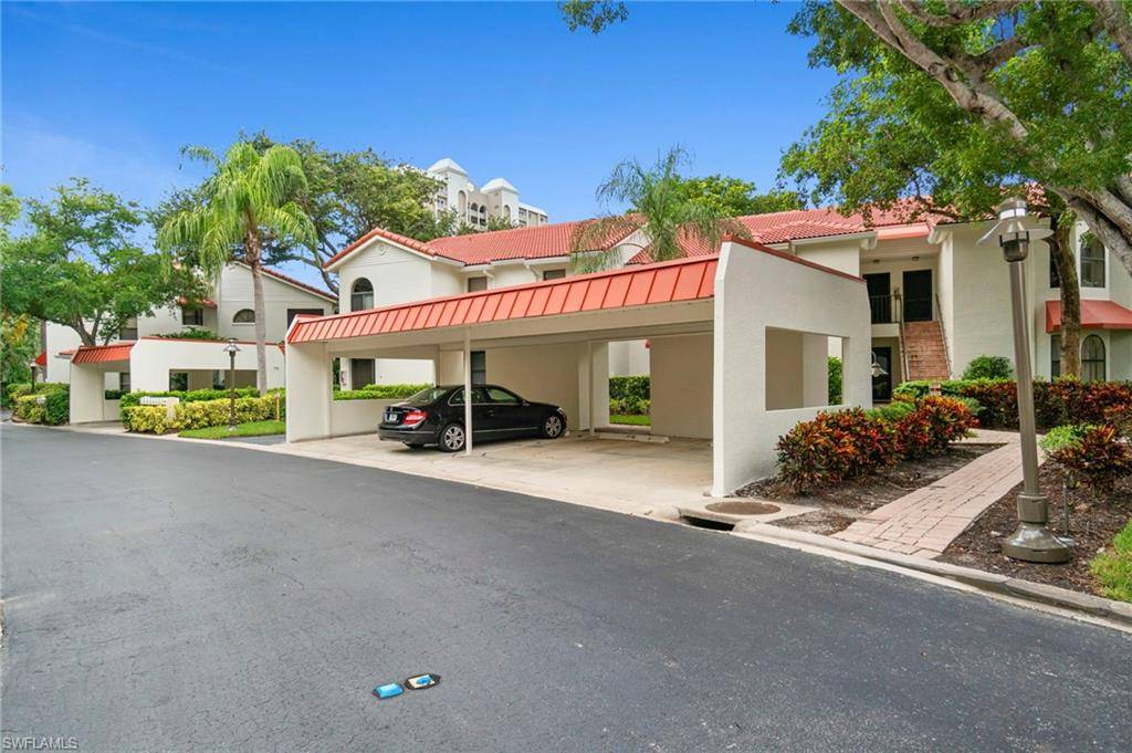 Naples, FL 34108,613 Serendipity DR #613