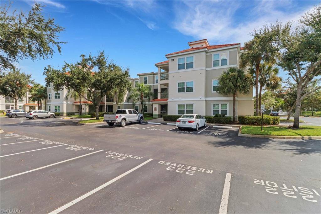 Estero, FL 34134,23600 Walden Center DR #304