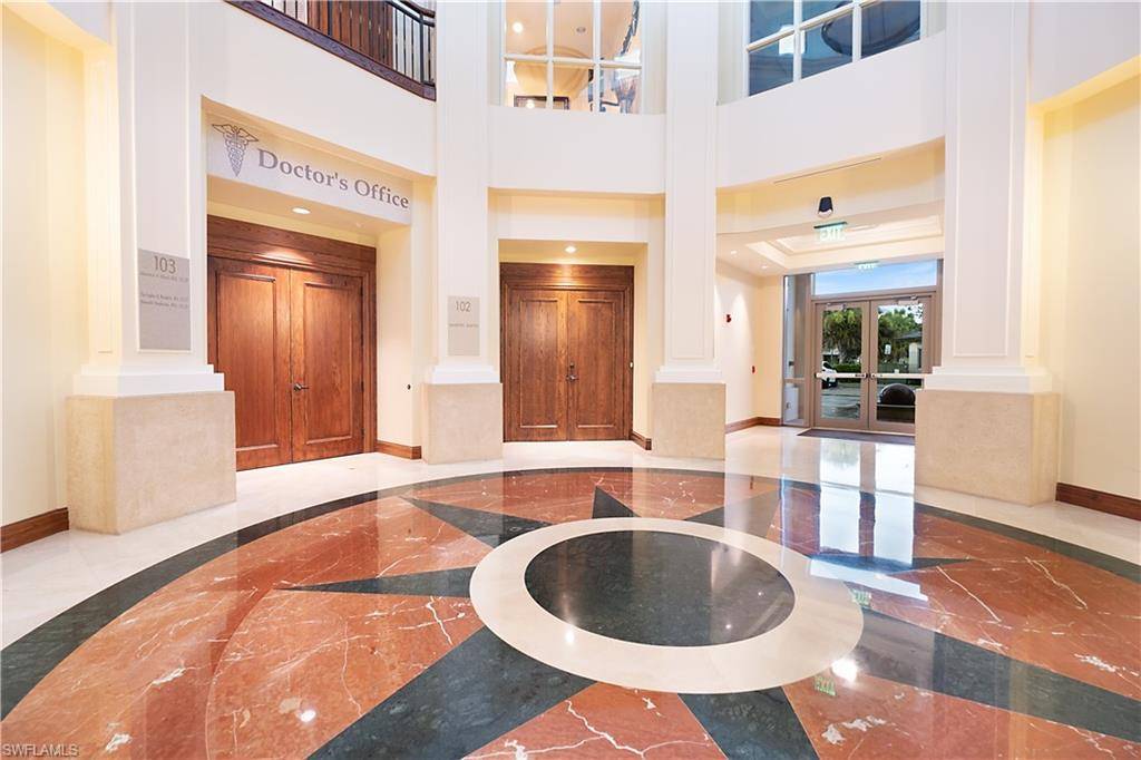 Naples, FL 34105,3021 Airport RD N #103