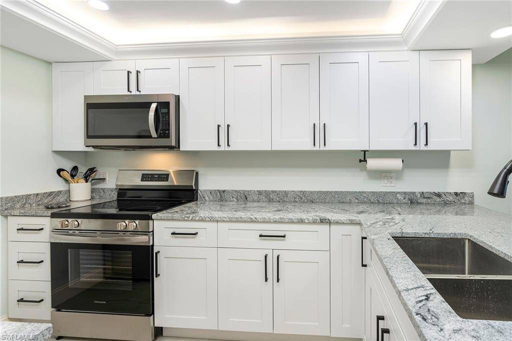 Bonita Springs, FL 34134,25870 Hickory BLVD #506