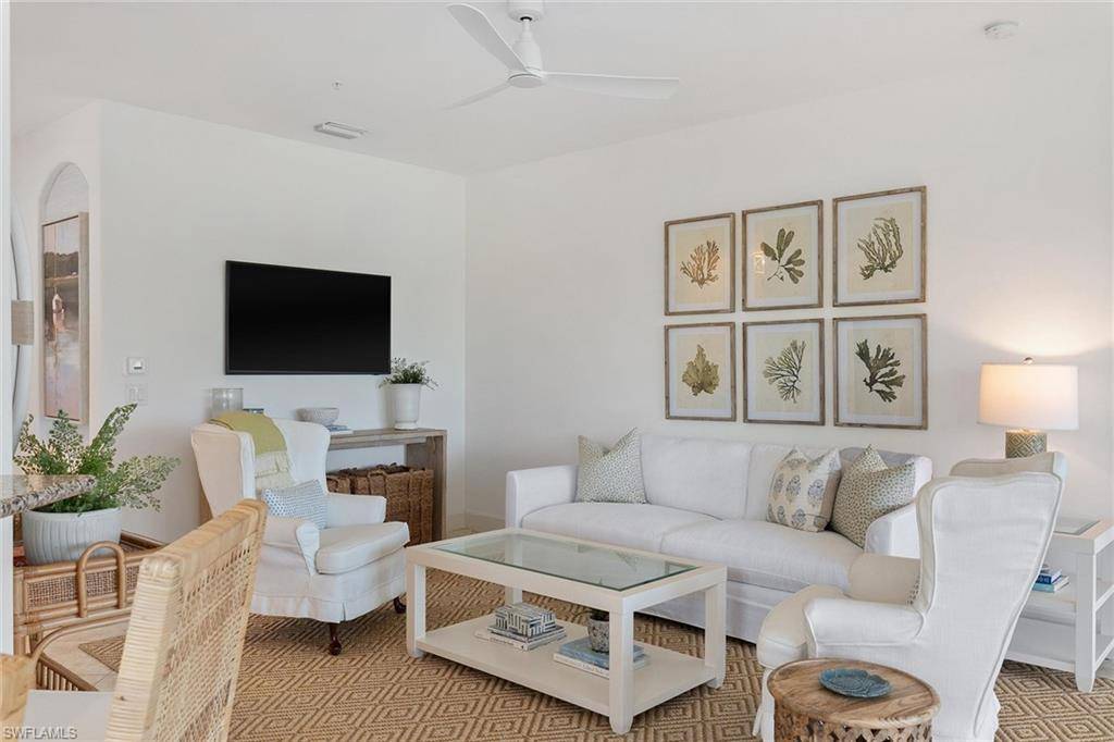 Naples, FL 34120,12046 Covent Garden CT #901