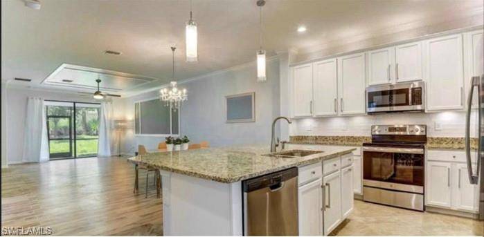 Naples, FL 34120,9192 Glenforest DR
