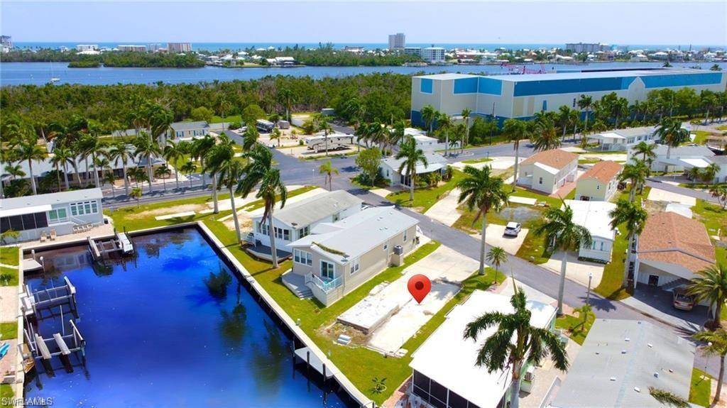 Fort Myers Beach, FL 33931,107 Blackbeard WAY