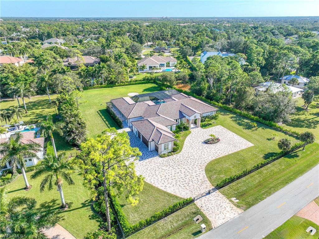 Naples, FL 34108,590 Carica RD