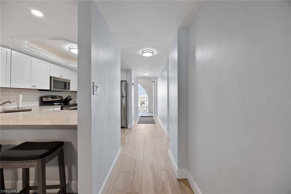 Bonita Springs, FL 34134,26000 Hickory BLVD #805