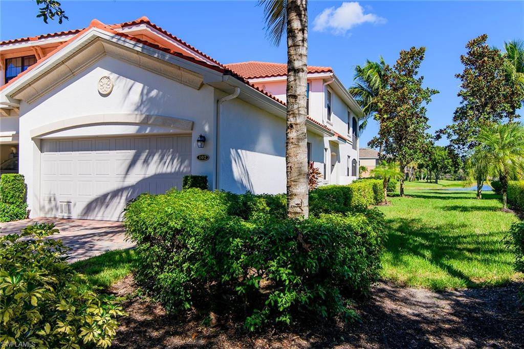 Naples, FL 34114,3165 Aviamar CIR #102