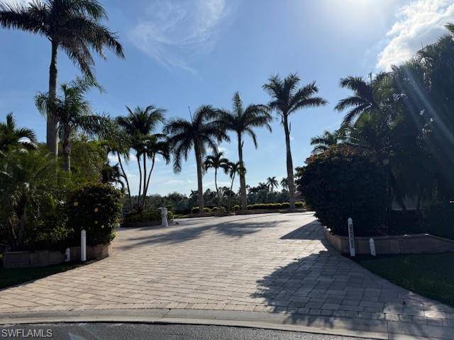 Naples, FL 34114,4801 Corian CT