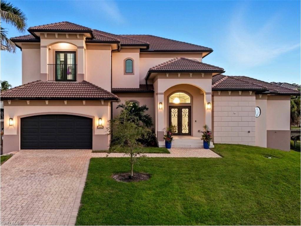 Naples, FL 34108,388 Pine AVE