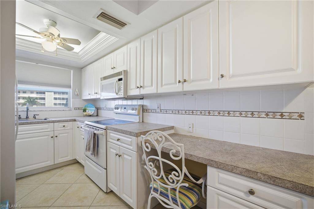 Bonita Springs, FL 34134,25740 Hickory BLVD #544