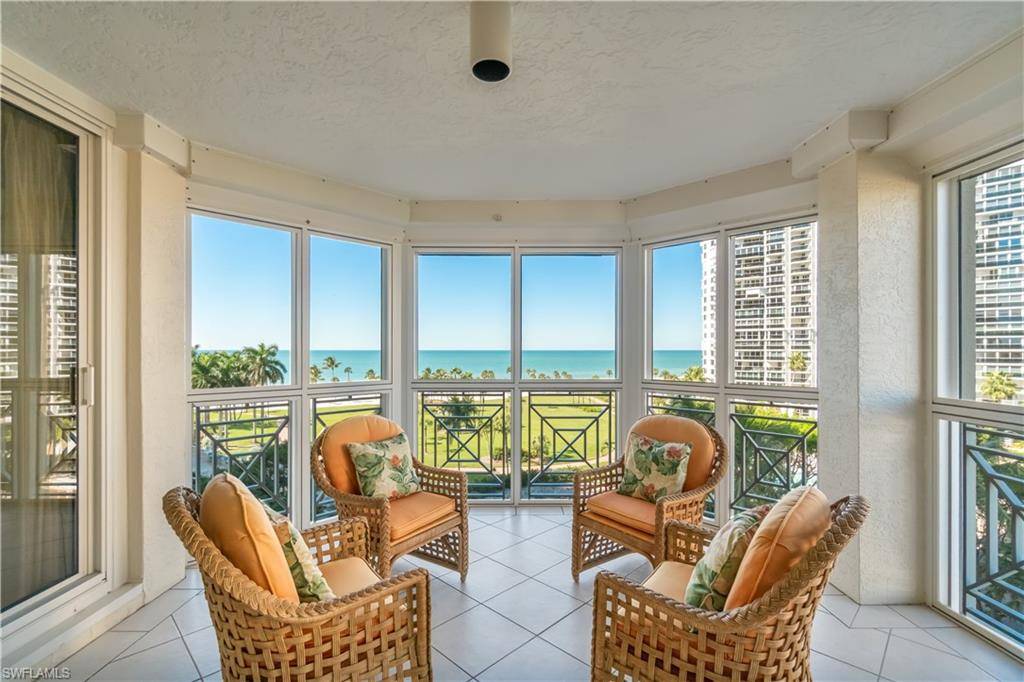 Naples, FL 34103,4021 Gulf Shore BLVD N #506
