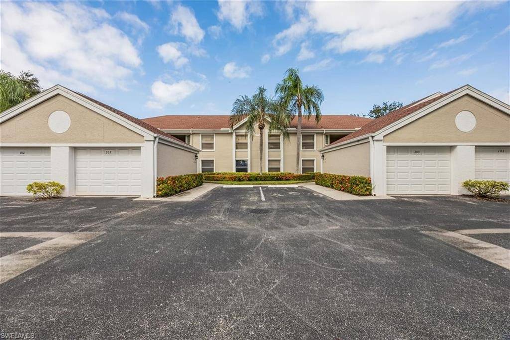 Naples, FL 34109,9856 Luna CIR #202A