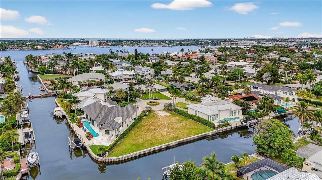 Naples, FL 34102,1693 BONITA CT