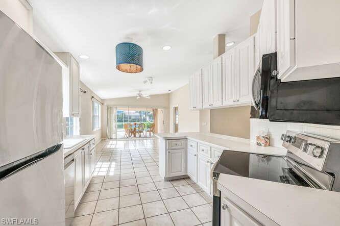 Naples, FL 34109,4986 Ventura CT